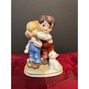 Vintage Lefton Porcelain‎ Figurine #6188 Boy surprising other boy with a Kitten